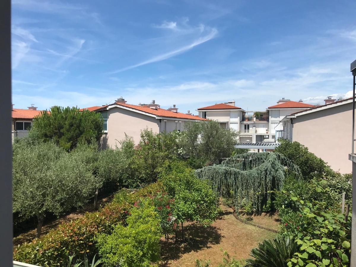 Sonce Apartment Izola Bagian luar foto