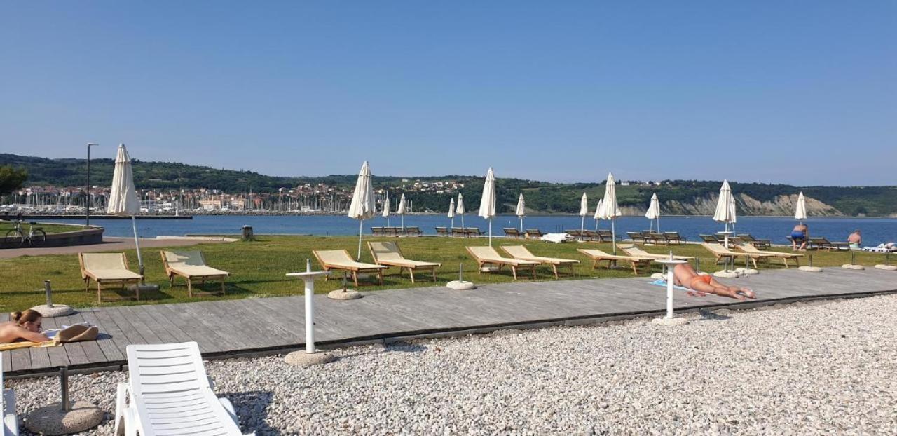 Sonce Apartment Izola Bagian luar foto