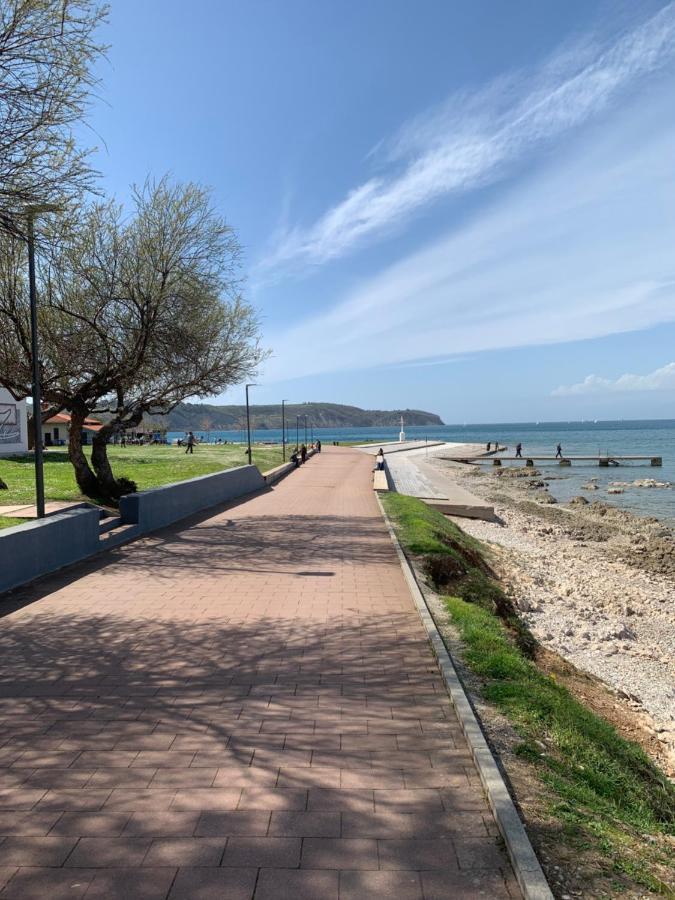 Sonce Apartment Izola Bagian luar foto