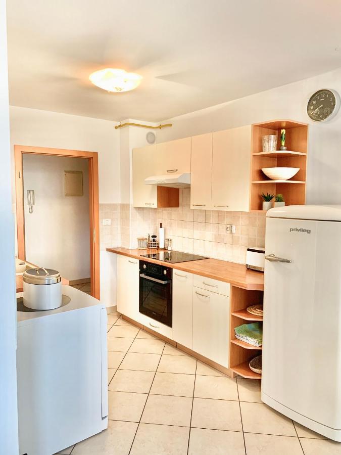 Sonce Apartment Izola Bagian luar foto